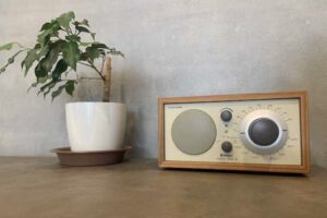 松江　スピーカー　Tivoli Audio　オーディオ機器　ラジオ