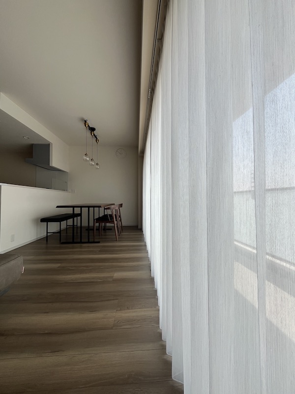 松江　出雲　米子　家具　インテリア　コーデネート　インテリアコーディネート　マンション　マンションコーディネート ソファ　リビング　ラグマット　ウールじゅうたん　絨毯　カーテン　レースカーテン　フジエテキスタイル